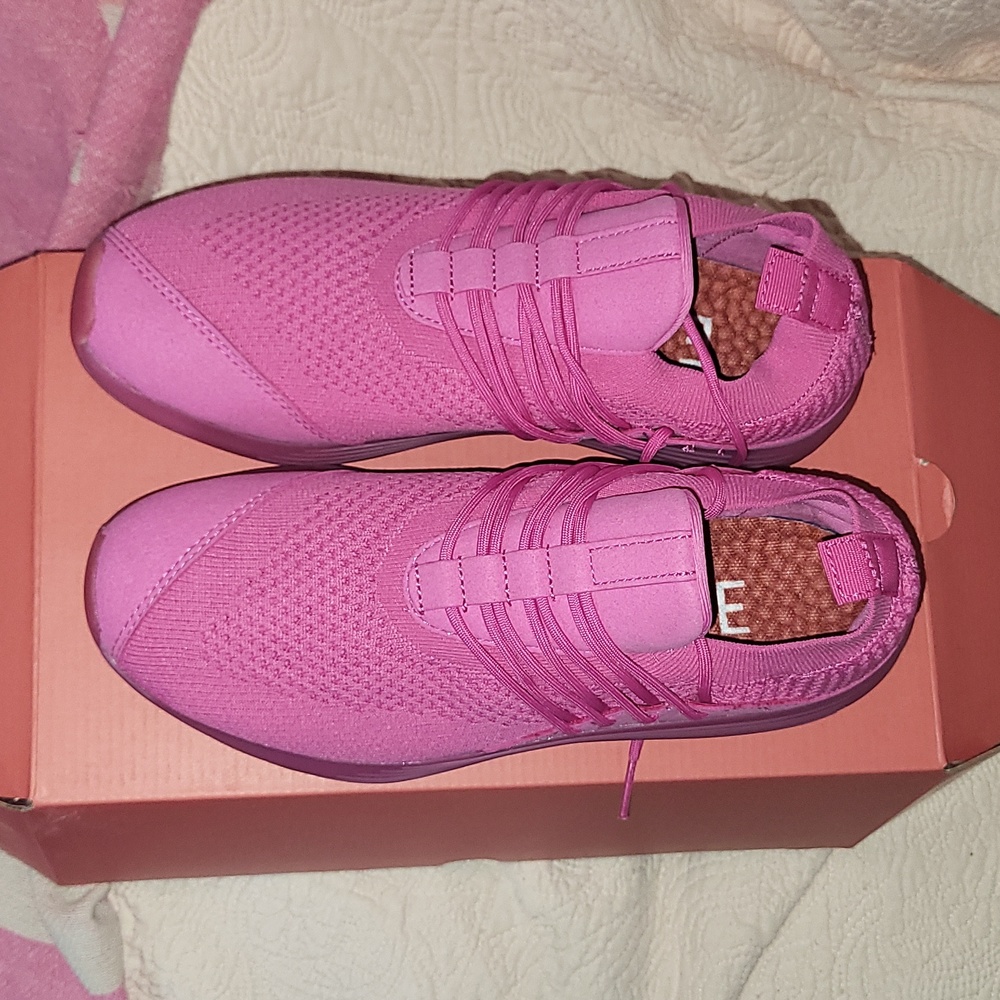 Lane Eight Women's Trainer AD 1 (Hyper Pink)US 9.5